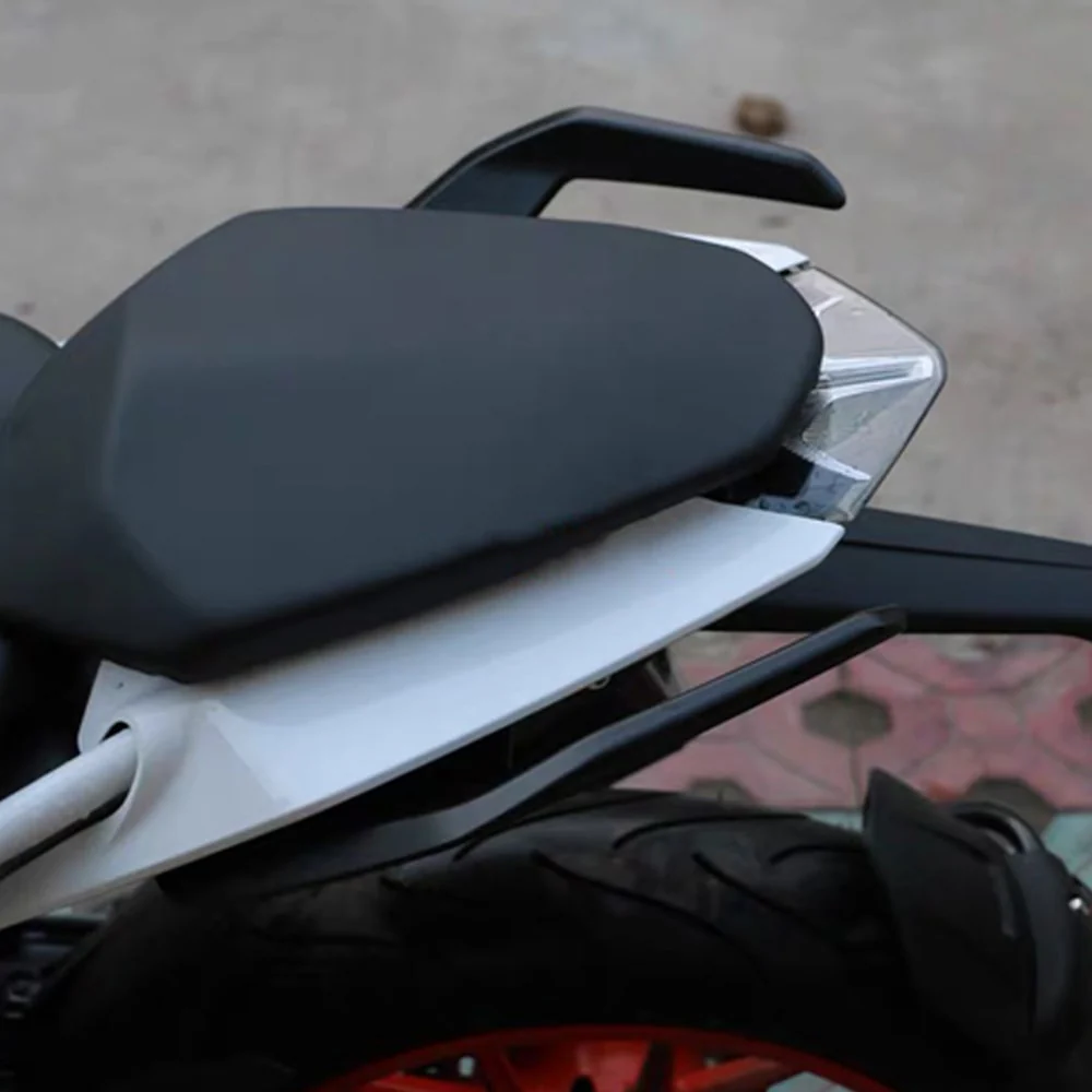 Rear Passenger Handle Grab Bar Rails for KTM 125/250/390 Duke 17-23 - Image 2