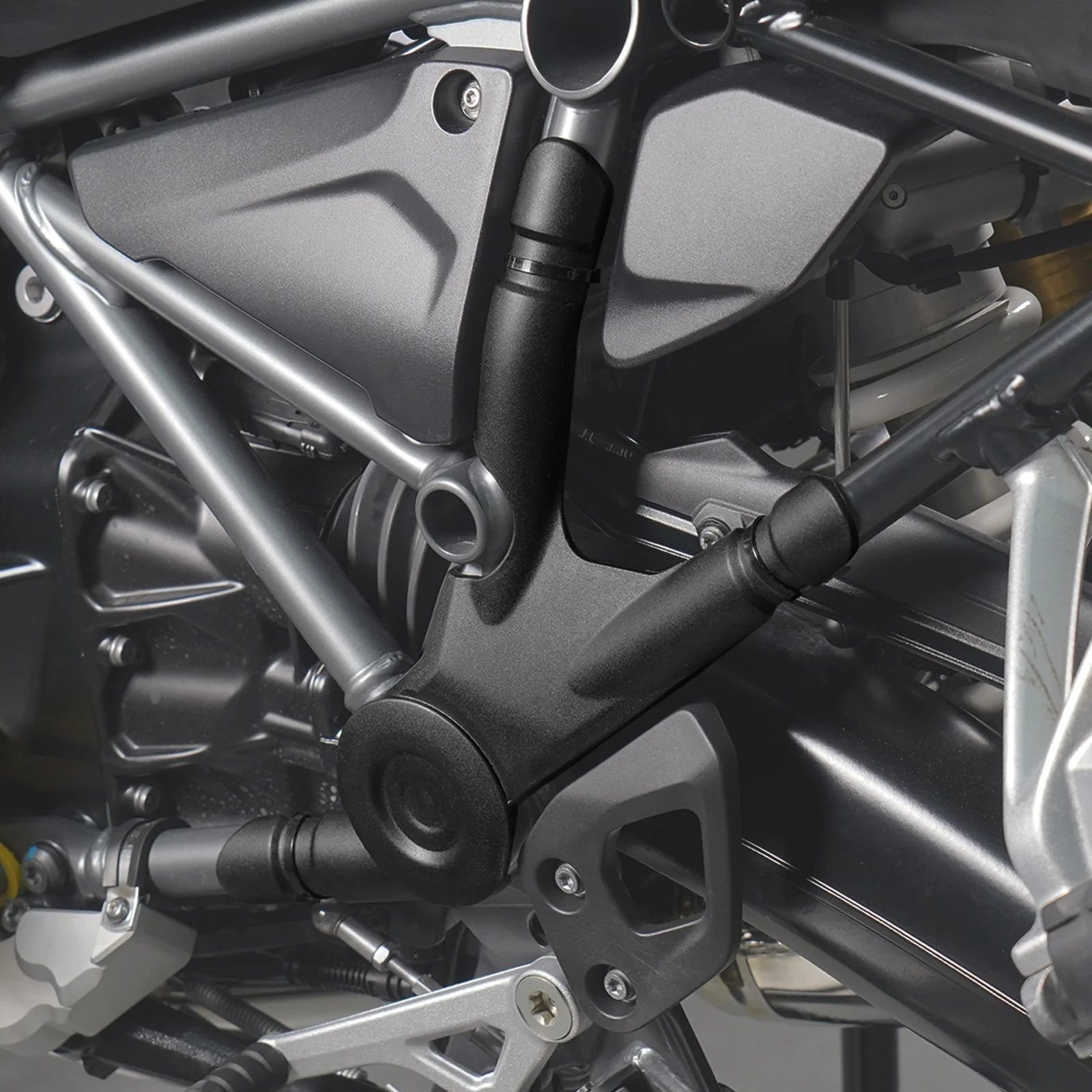 1 Pair Frame Protectors Guards For BMW R1200GS 2016-2018 R1200GS Adv 13-18 R1250GS Adventure 2018-2024 - Image 3
