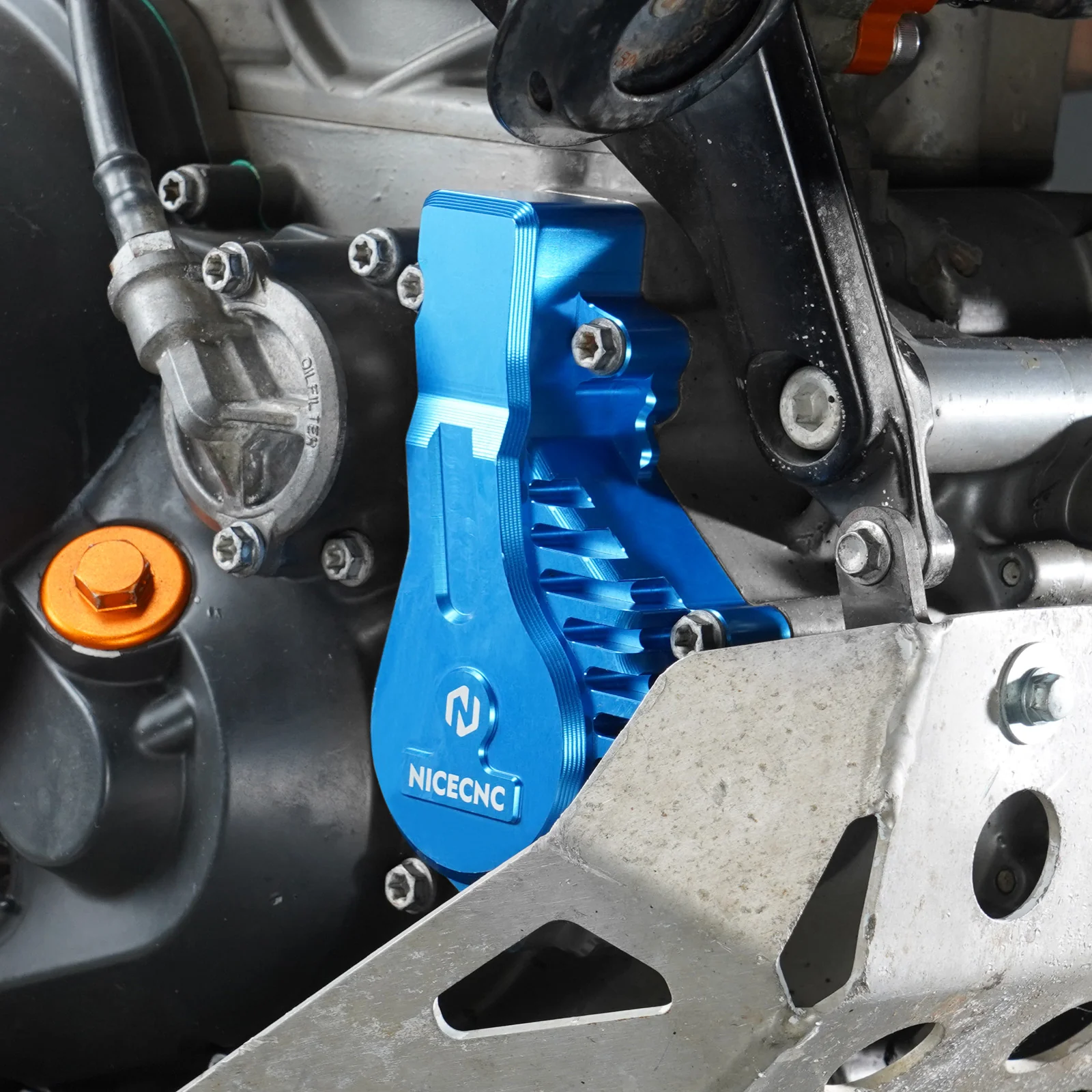 Finned Water Pump Cover Guard For Husqvarna 701 Enduro SM 2016–2025 - Image 2