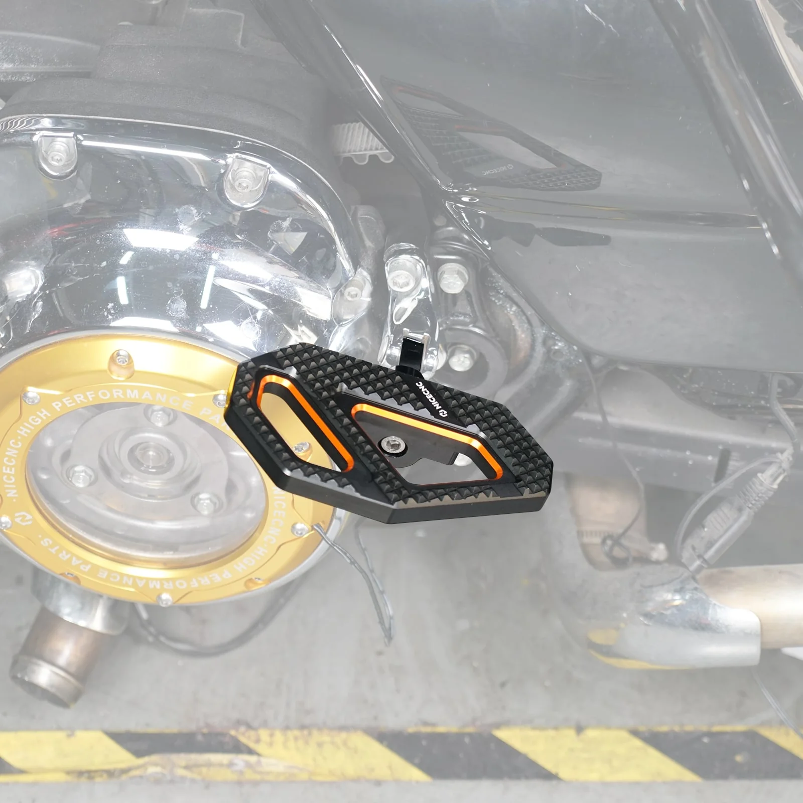 Enlarged Passenger Floorboards Footboard Foot Floor For Harley Road King Street Glide - Image 2
