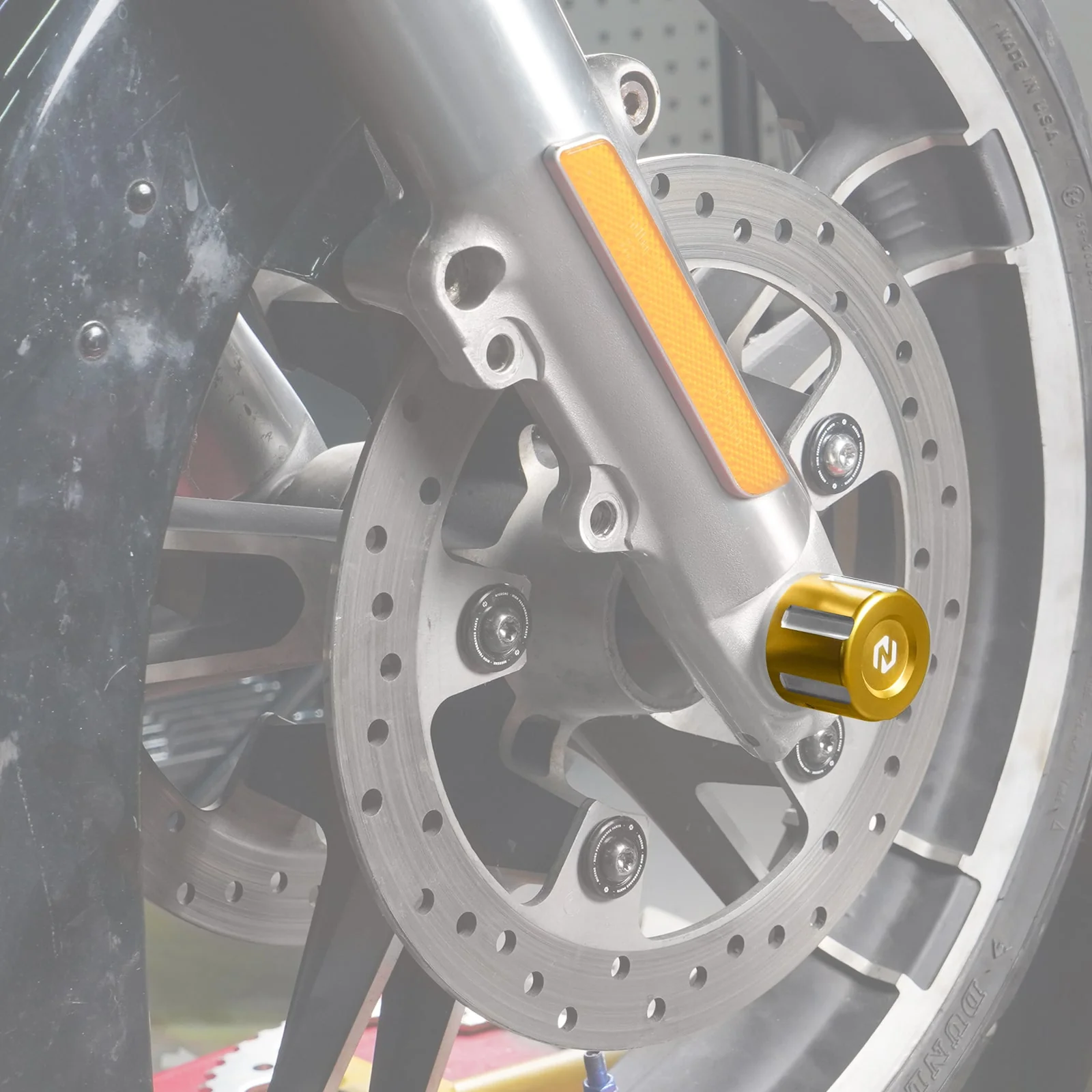 Front Axle Nut Covers Caps For Harley Softail Deluxe Slim Fat Boy Heritage Classic - Image 2