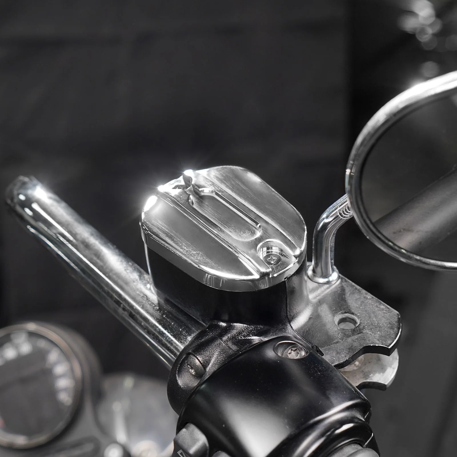 Front Brake Reservoir Master Cylinder Cover Cap For Harley Sportster 1200 883 48 72 XL - Image 17