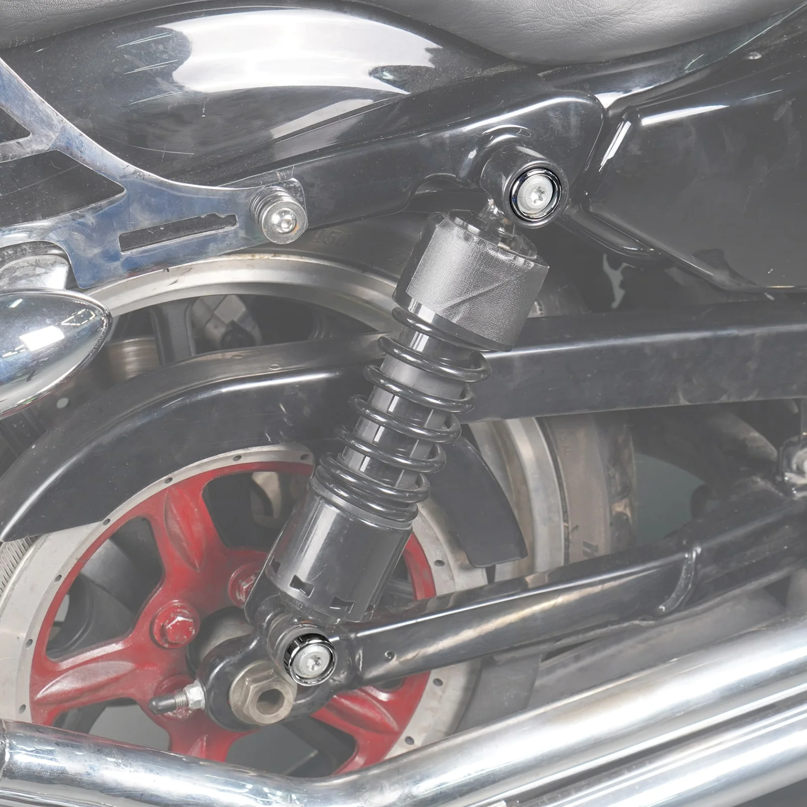 Chrome Shock Absorber Bracket Trim Rings For Harley Sportster 1200 883 48 72 XL - Image 2