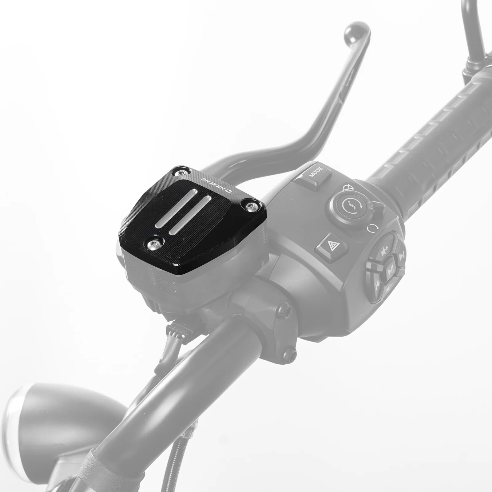 Front Brake Reservoir Master Cylinder Cover For Harley Sportster S 1250 Nightster - Image 5