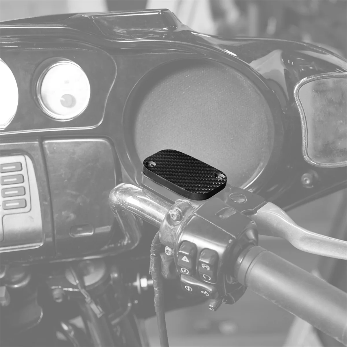 Carbon Fiber Brake Master Cylinder Cover For Harley Road King Electra Street Glide - Image 3
