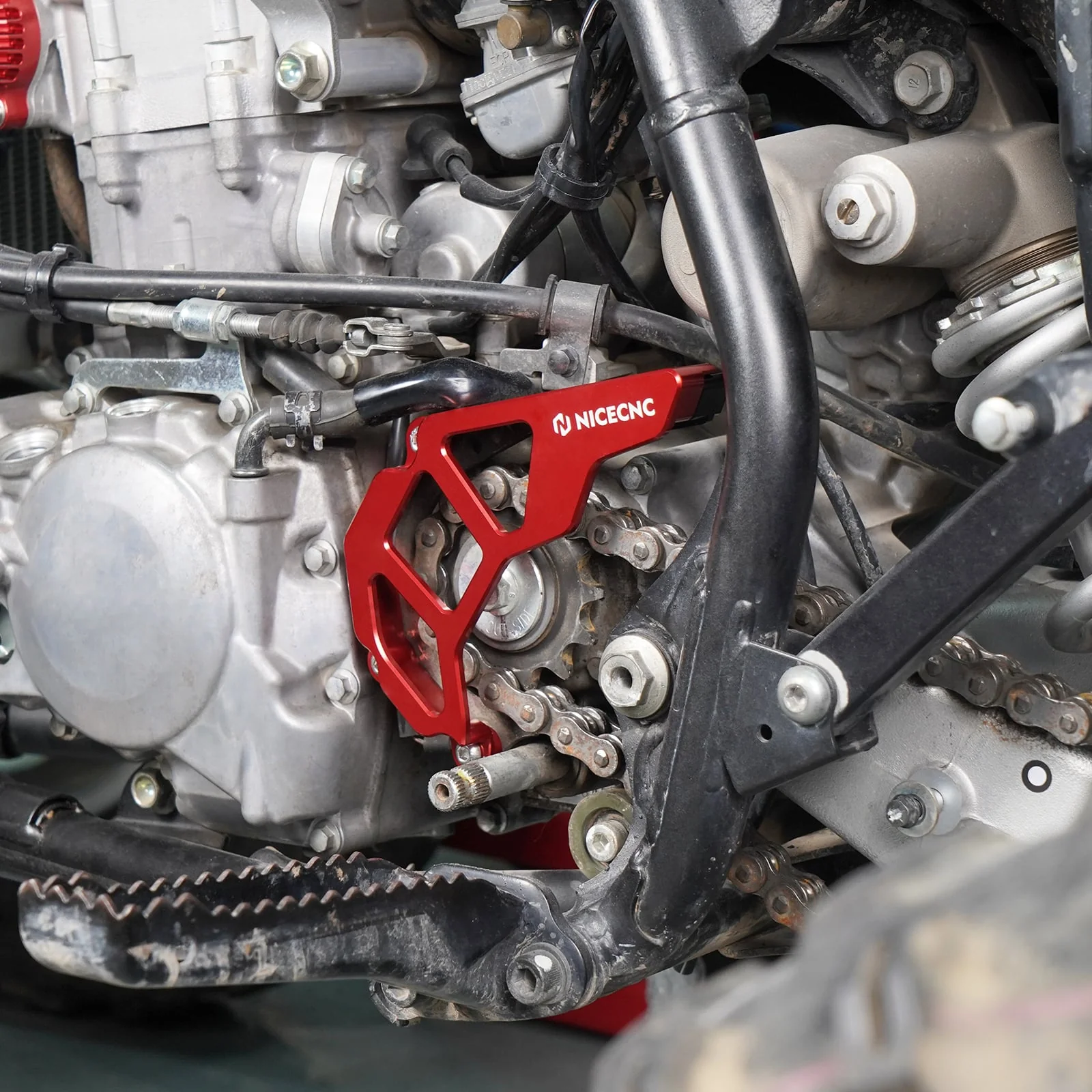 Engine Chain Front Sprocket Cover Case Saver For Honda TRX450 R / ER 2006-2014 - Image 2