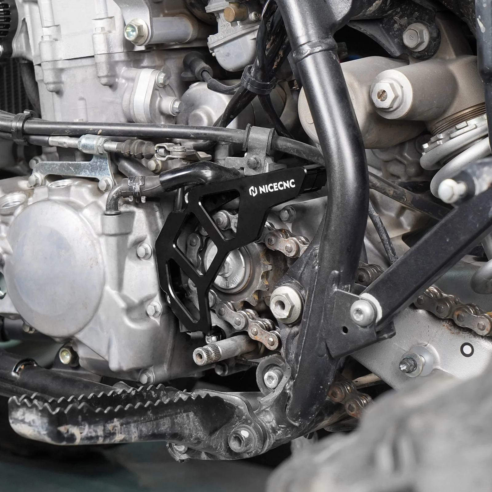 Engine Chain Front Sprocket Cover Case Saver For Honda TRX450 R / ER 2006-2014 - Image 4