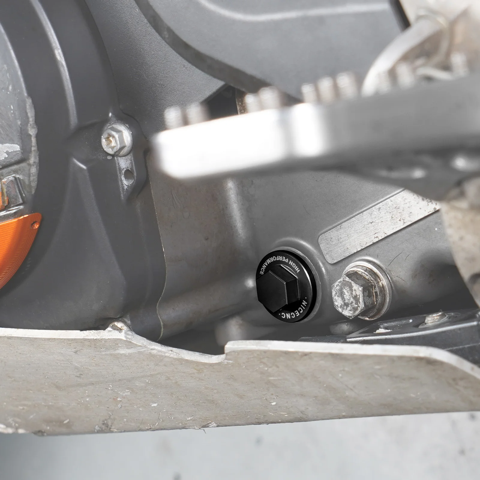 Magnetic Oil Drain Plug Bolt For Husqvarna 701 Enduro Supermoto SM Vitpilen - Image 3