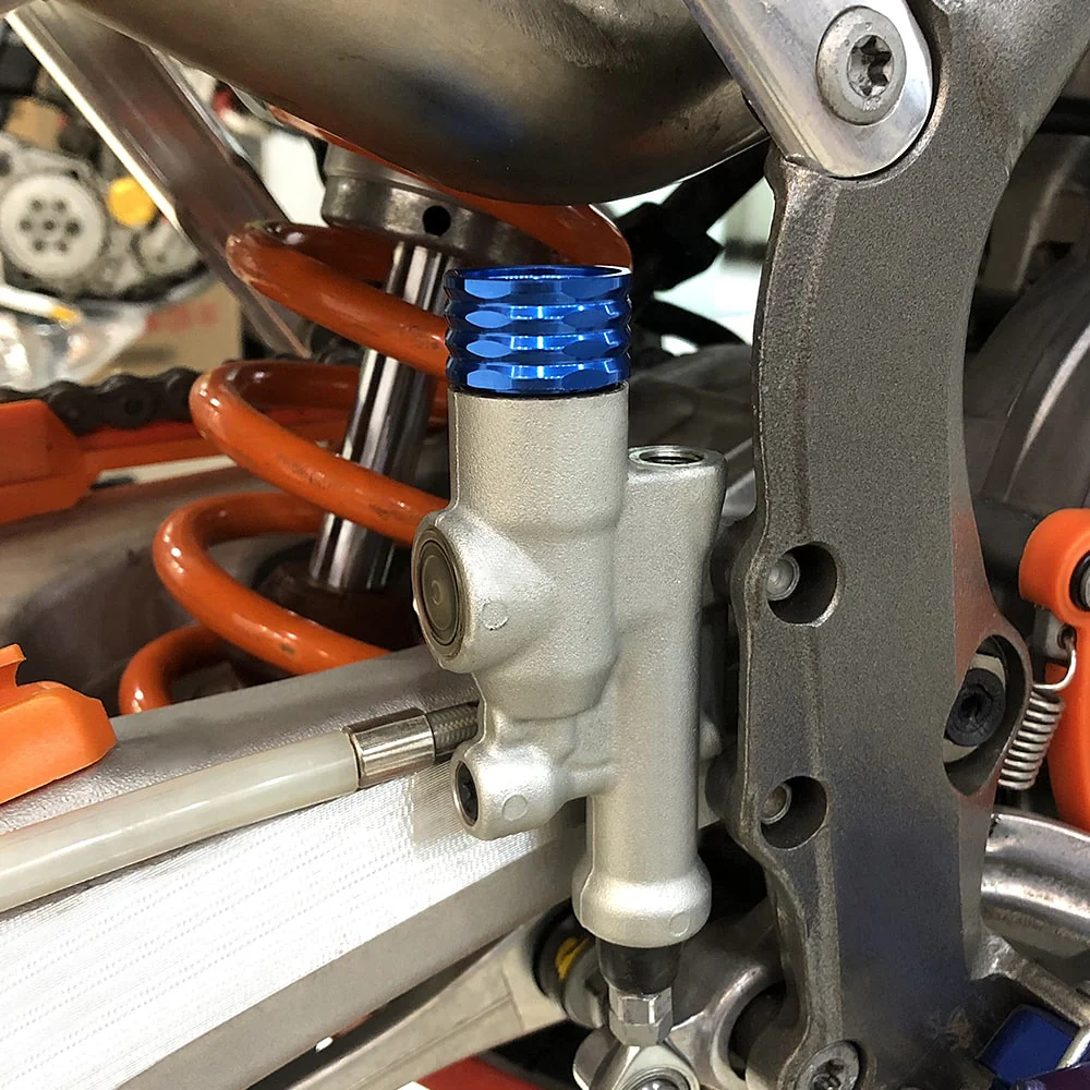 Rear Brake Reservoir Cover Extender For KTM 350 500 EXC-F 2004-2022 - Image 5