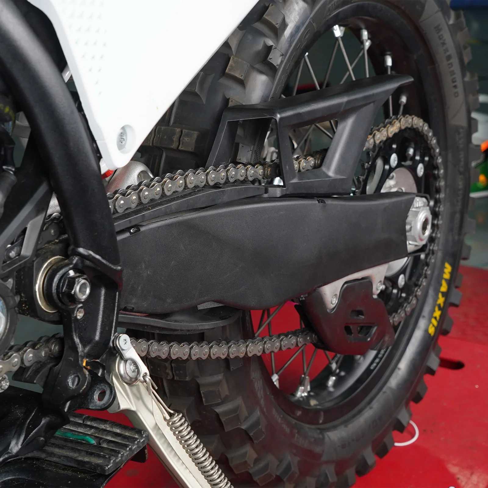 Pair Rear Swingarm Protectors Guards For KTM Husqvarna GasGas 2023-2024 - Image 8
