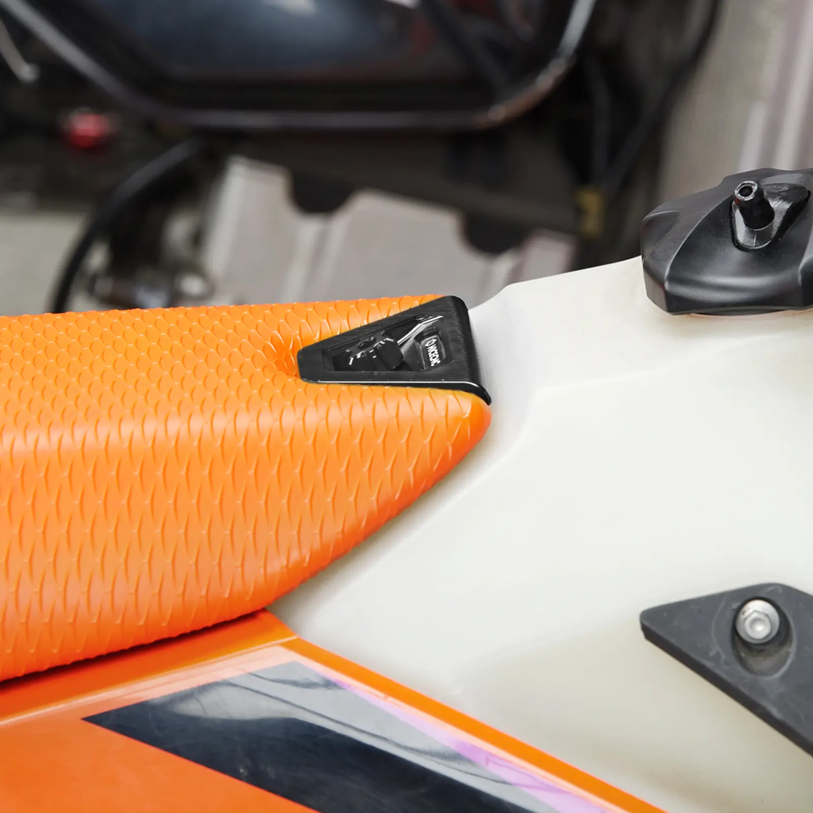 Seat Mount Cover Kit For KTM 125-450 XC SX XC-F SX-F 23-26 150-500 EXC XC-W 24-26 - Image 13
