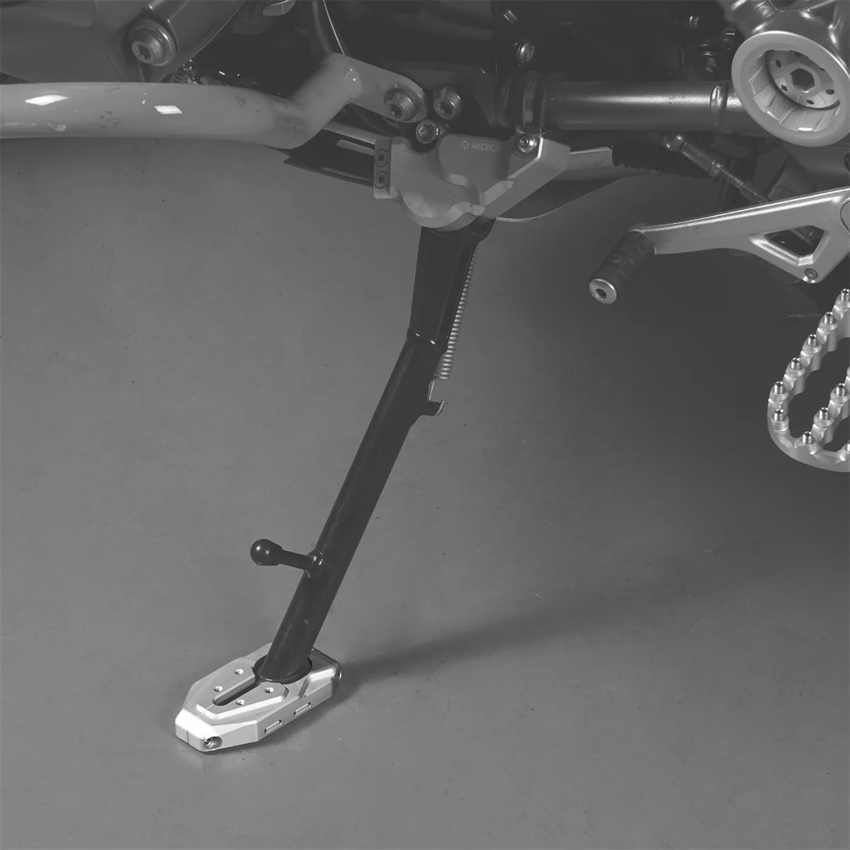 Side Stand Enlarger For BMW R1200GS 2016-2018 R1250GS 2019-2023 - Image 3