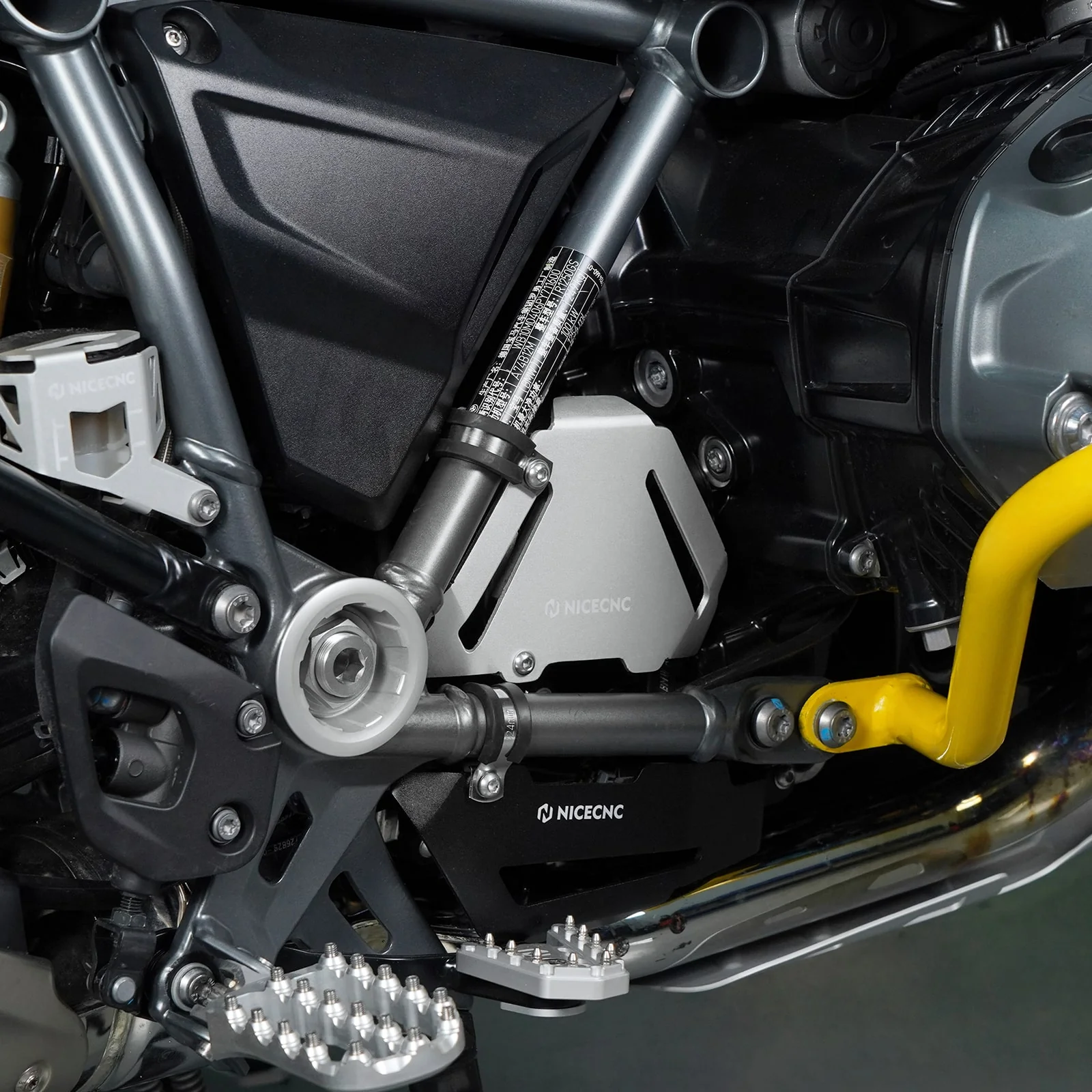 Starter Protector Guard For BMW R1200GS Adventure 2014-2018 R1250GS Adventure 2019-2024 - Image 3