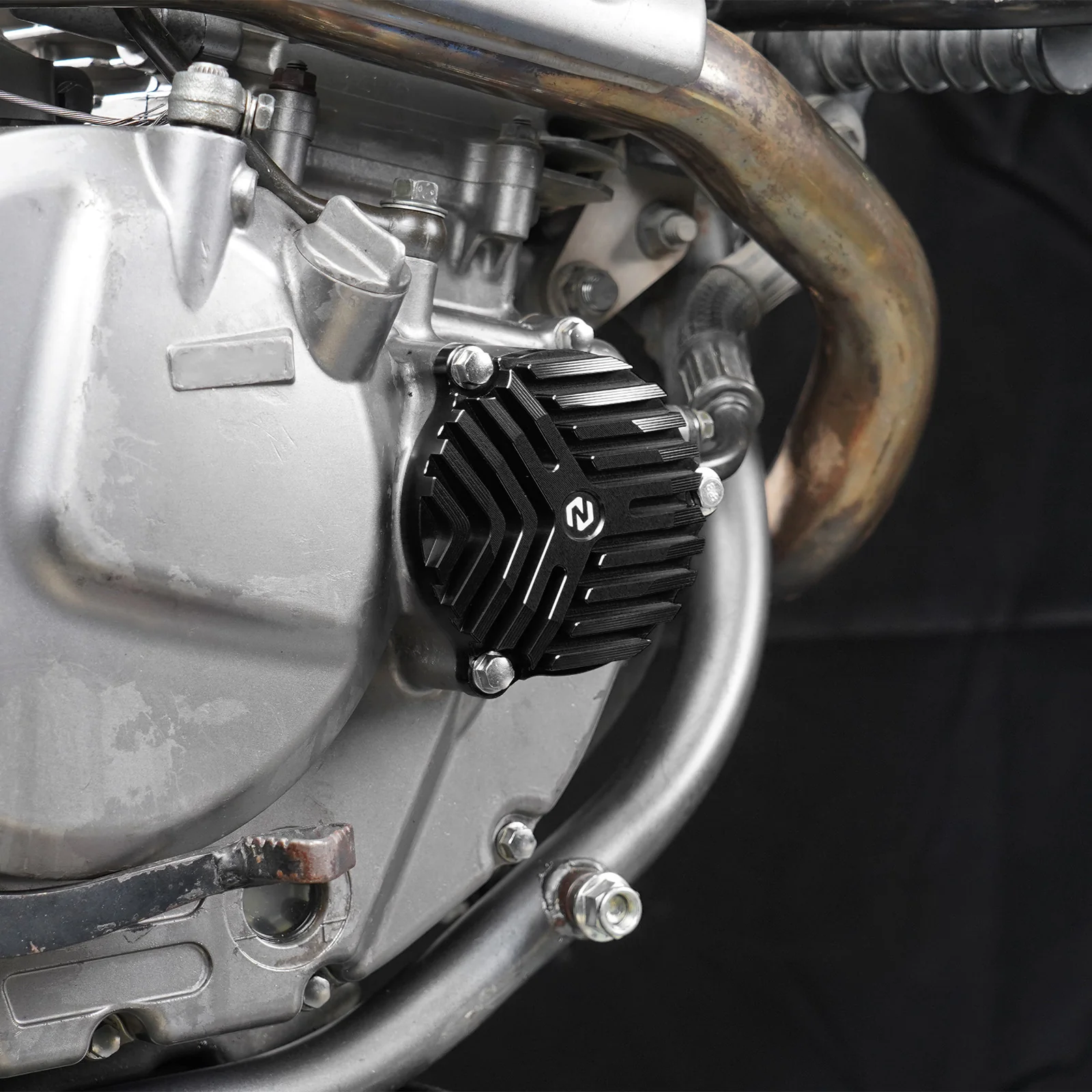 Finned Heat Sink Engine Oil Filter Cover Cap For Suzuki DR650 S / SE 1996-2024 - Image 2
