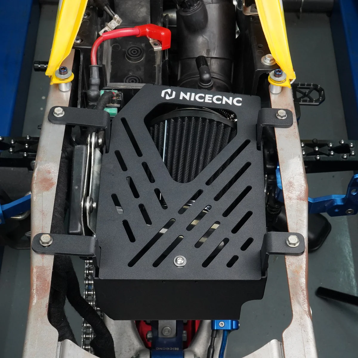 ATV Airbox Intake System Filter Box Assembly Kit For Yamaha Raptor 700 R 2006-2026 - Image 3