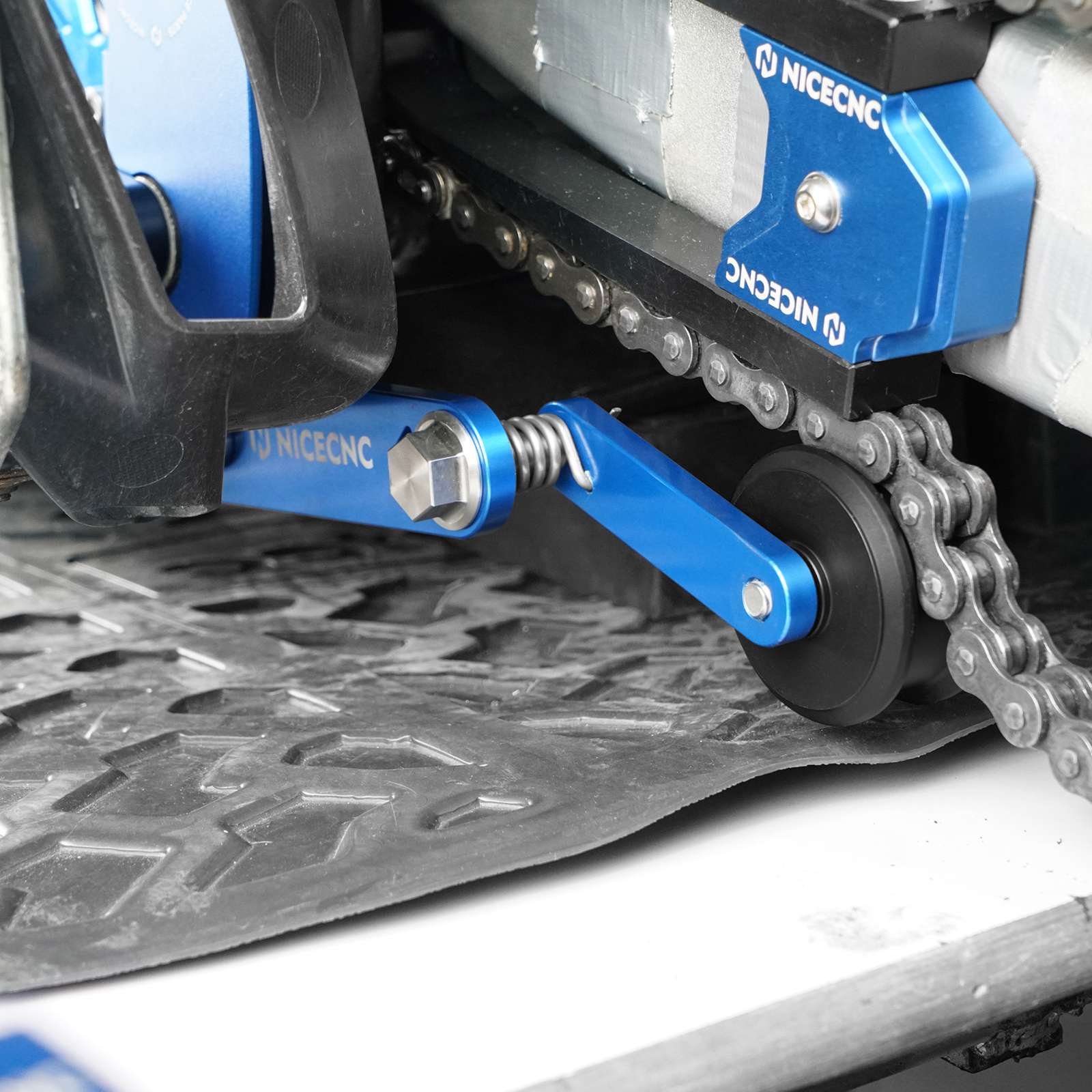 ATV Drive Chain Tensioner Roller Slider For Yamaha Raptor 700 700R 2013-2026 - Image 2