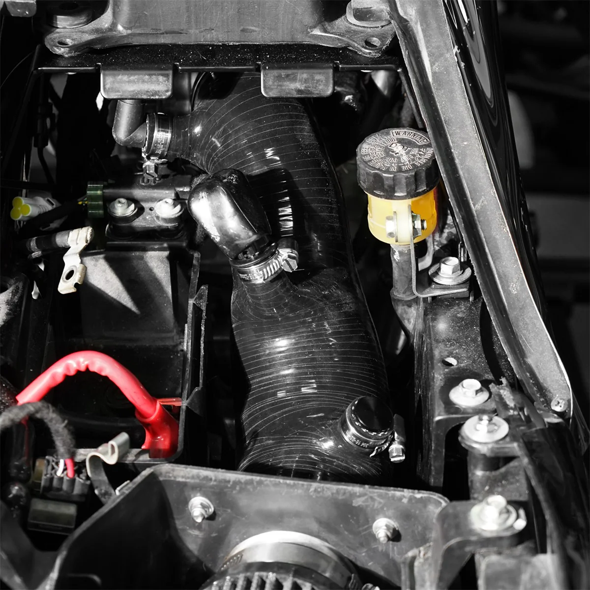 Reinforced Silicone Air Intake Hose Kit For Yamaha Raptor 700 R 2009-2026 - Image 3